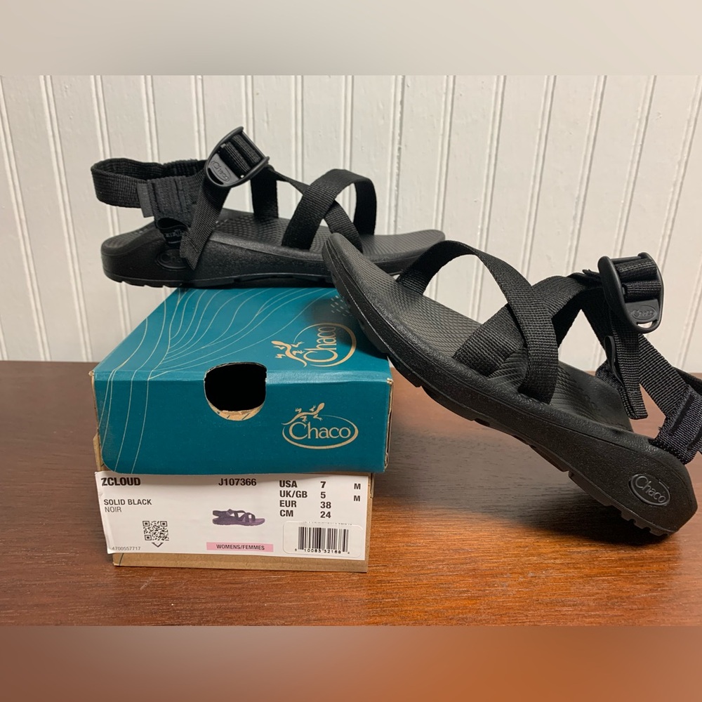 Chaco ZCloud Women's Black Sandals, Size 7